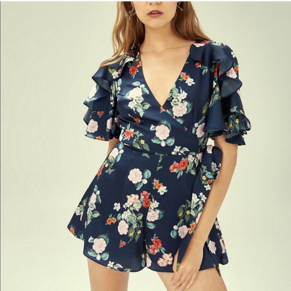 Keepsake Floral Ruffle Romper sz Large
